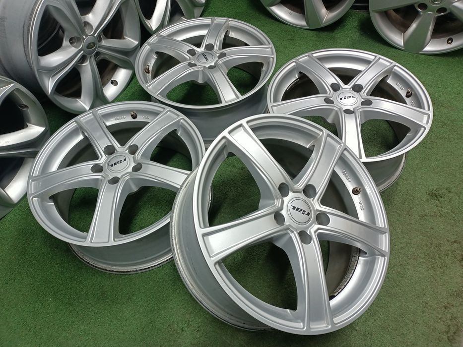 17" felgi 5x112 et45 VW Touran Passat Golf 7 6 5 Audi a3 a4 Skoda Seat