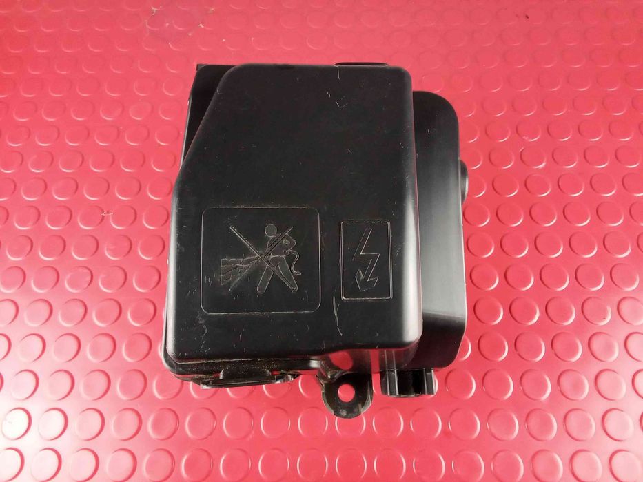 Caixa de Fusíveis 243809584R - RENAULT CAPTUR I
