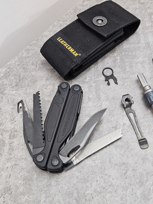Leatherman Charge+ Black + Ratchet Driver (Grzechotka) + Bit Kit.