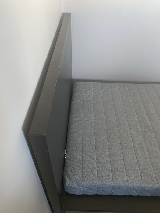 Cama IKEA Malm solteiro com estrado