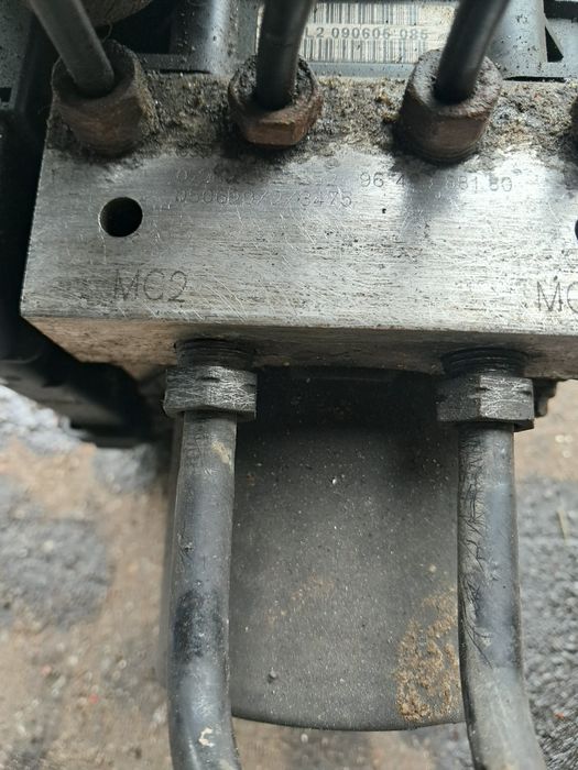 Pompa abs peugeot 607