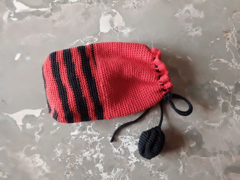 Pequenas bolsas multiusos em crochet