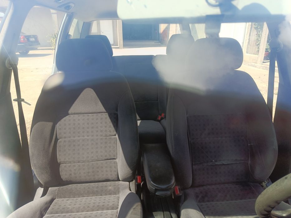 VW golf variant  avariado