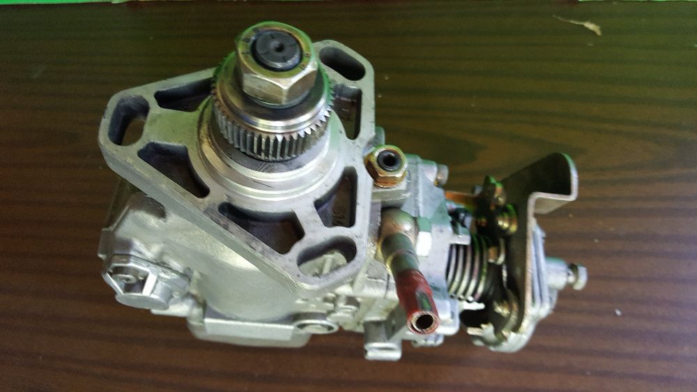 Насос высокого давления BOSCH (IVECO TURBO)