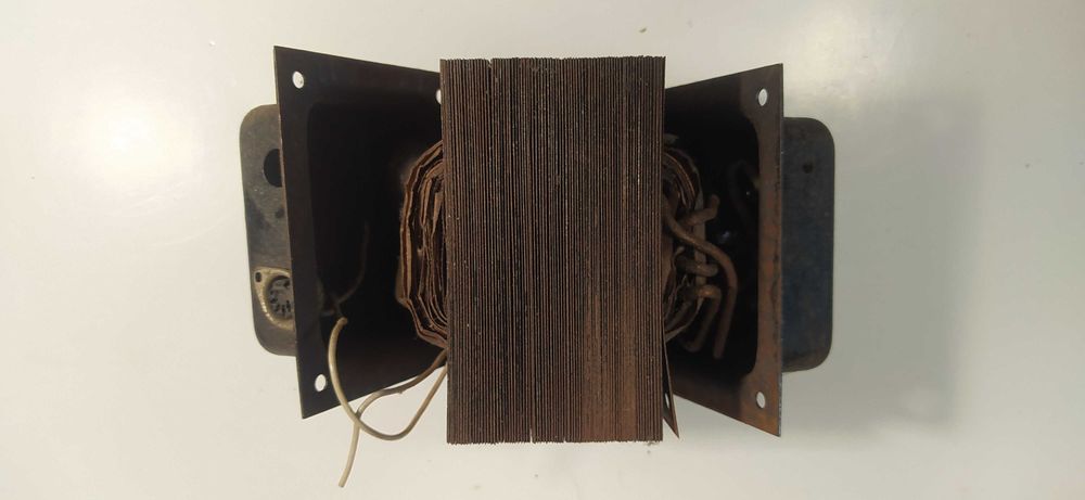 Продам силові трансформатори.