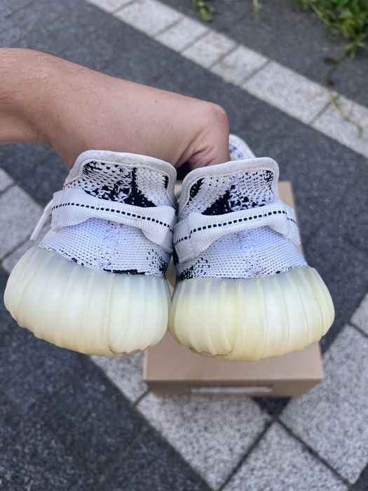 Adidas Yeezy Boost 350 V2 Zebra sneakersy buty czarno białe 42