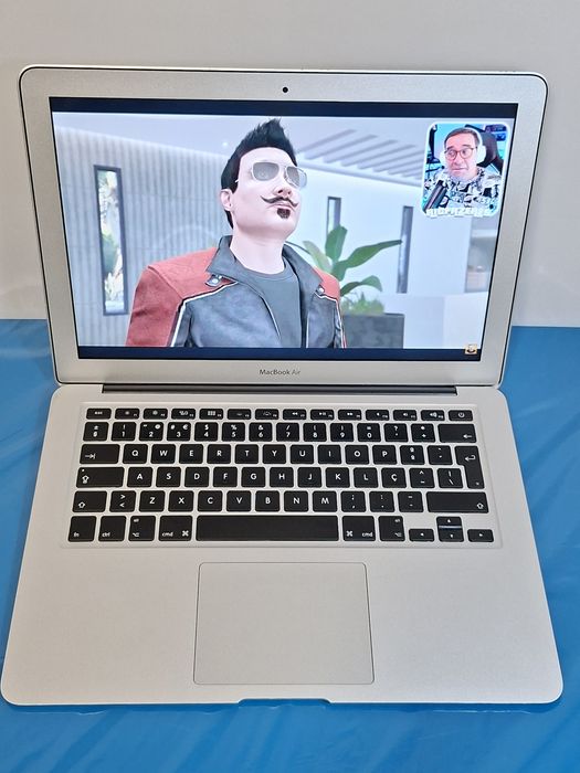 MacBook Air Ecrã Retina de 13.3'' | Intel Core i5 a 1,8GHz |  disco SSD PCie | MacOS Catalina | Impecável