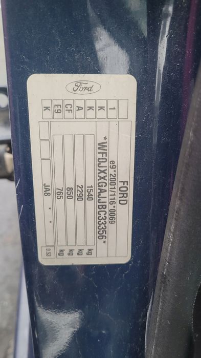 ford fiesta mk7 08-17 3d 5d klapa bagażnika kod koloru E9