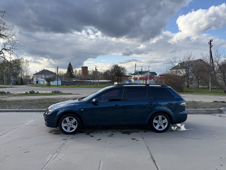 Автомобіль MAZDA 6