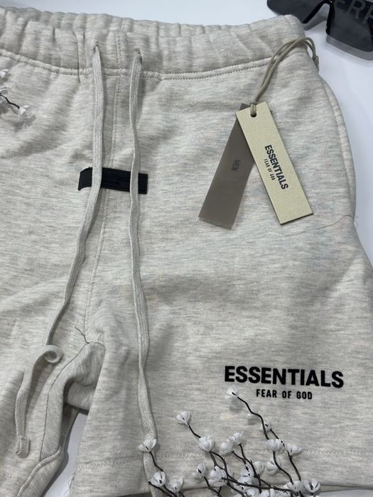 ‼️РОЗПРОДАЖ‼️ Шорти essentials | Шорты есеншился