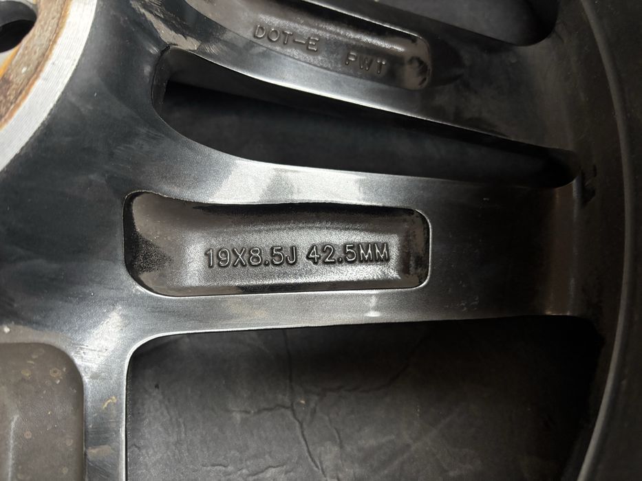 Felgi Ford Mustang GT OEM R19