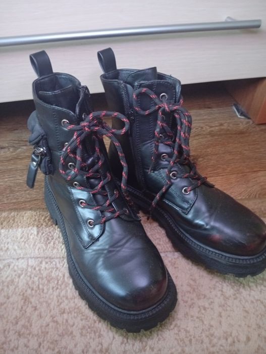 Осінні чоботи...