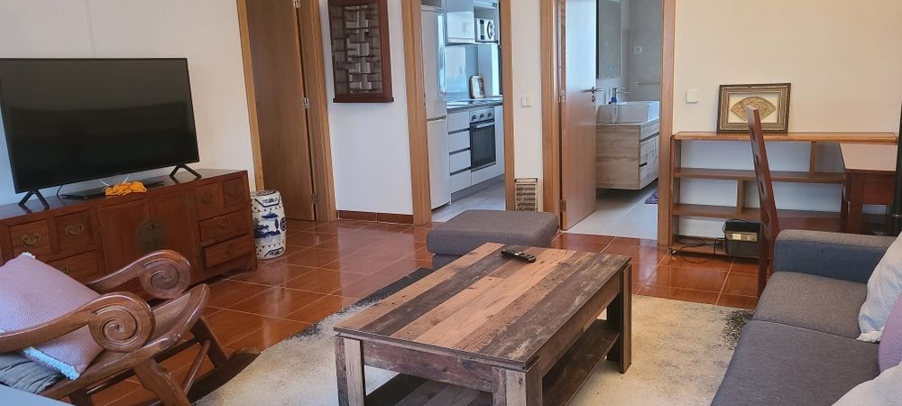 Arrenda-se T1 mobilado em quinta isolada na Serra Buarcos