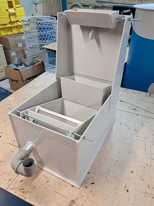 Інкубатор для Осетрових