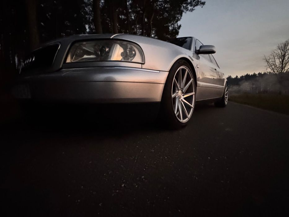 Audi A8 D2 4.2 Mega