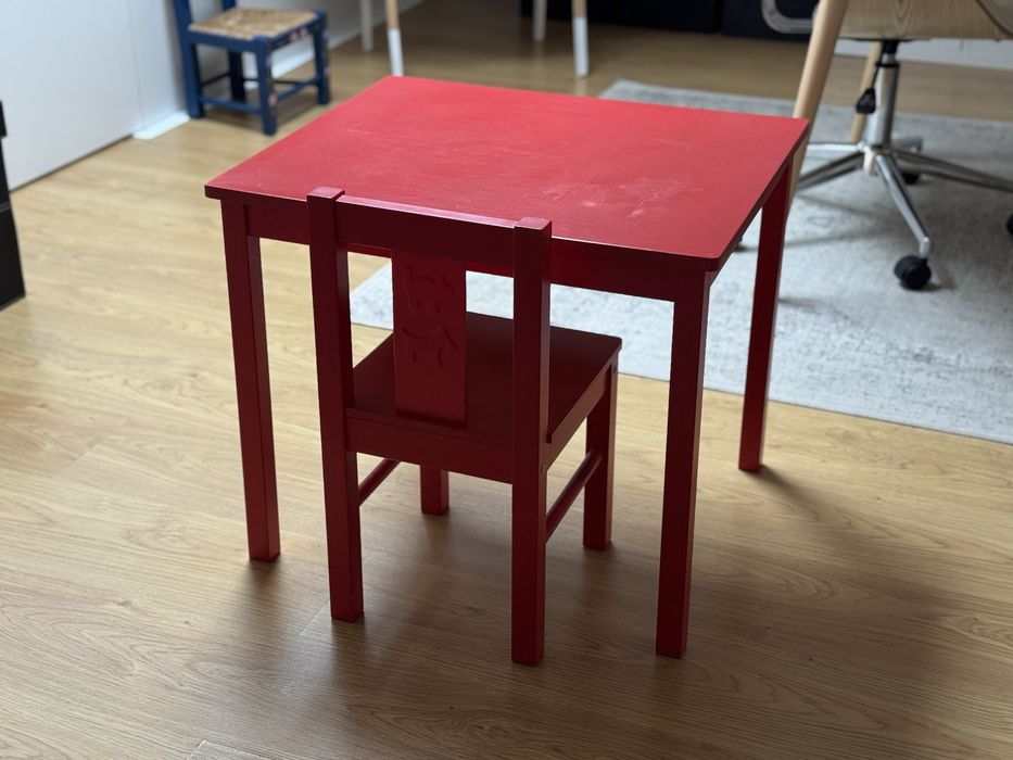 Secretaria e cadeira