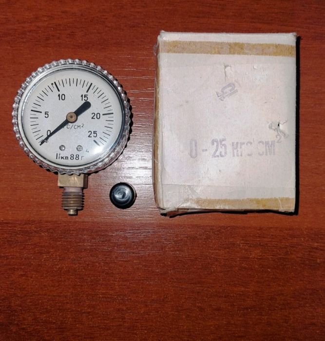 Манометр 0-25 кгс/см2 

Заводская упаковка,паспорт.

Производ