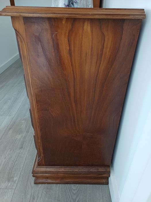 Bedside Table64752124018178121