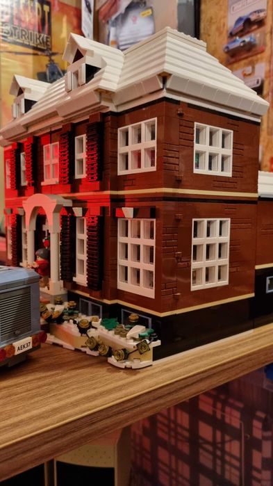 LEGO Ideas Kevin sam w domu Dom Kevina 21330