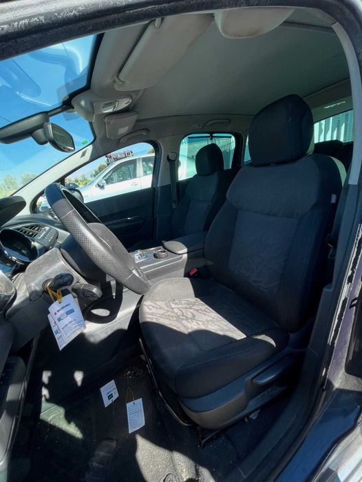 Peugeot 3008 de 2012 para peças!