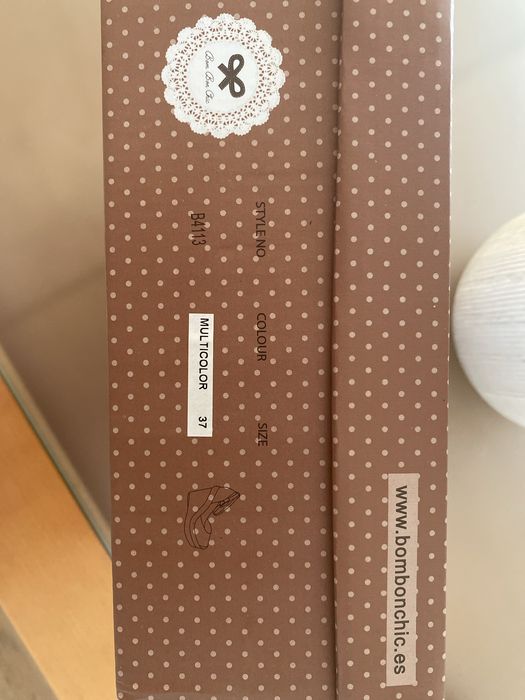 Sandálias Bom Bon Chic