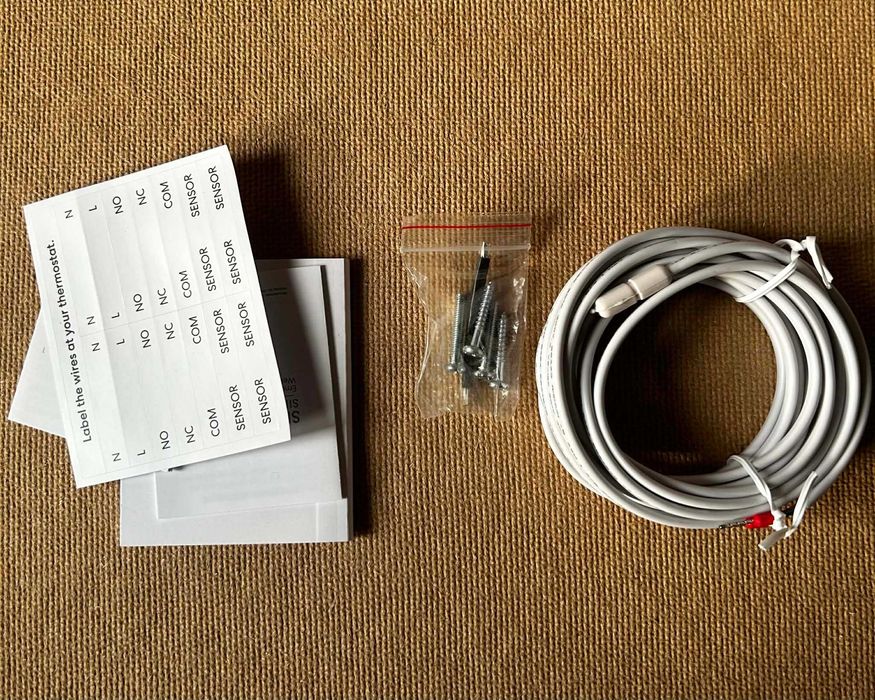 Inteligentny termostat WiFi Meross MTS200 – HomeKit, Alexa, Google