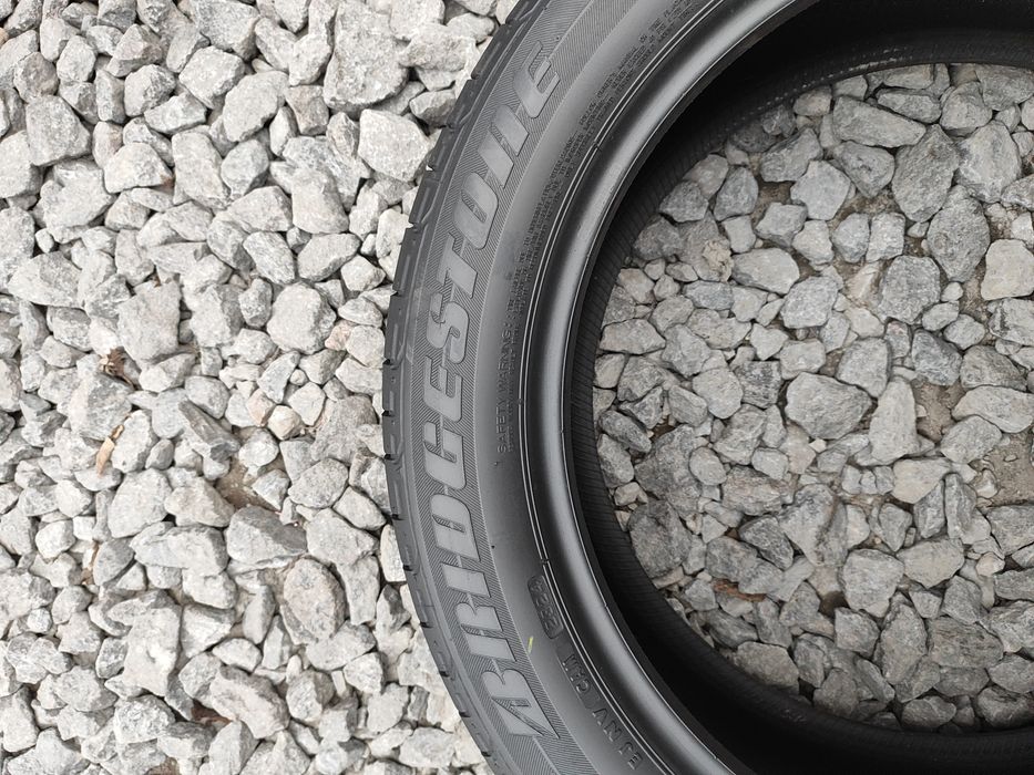Пара літніх шин Bridgestone 235/50 R19 235*50 19 Dueler H/P 001963