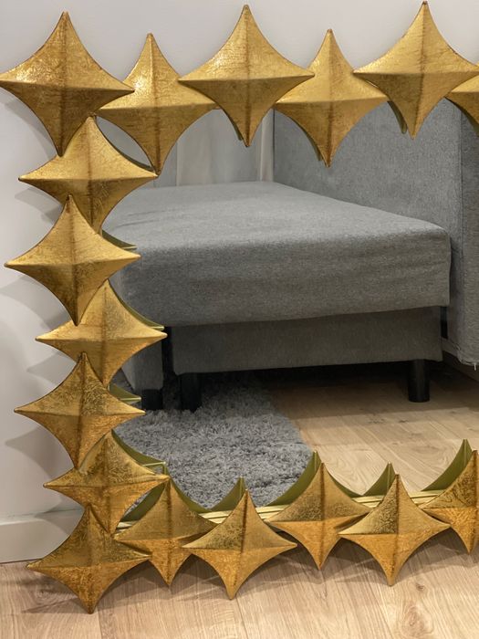 Espelho para cómoda ou sala de estar com estrelas dourado