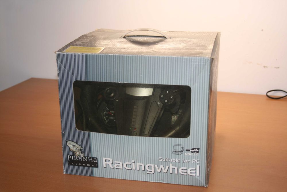 Volante Piranha PC Racingwheel