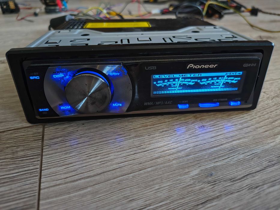 Radio samochodowe Pioneer DEH-P7000UB  USB animacje winda