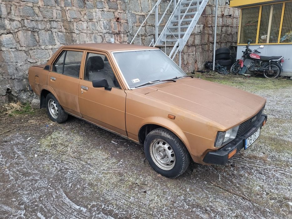 Toyota Corolla KE70 Tył Napęd Kultowy Japończyk 1980 rok