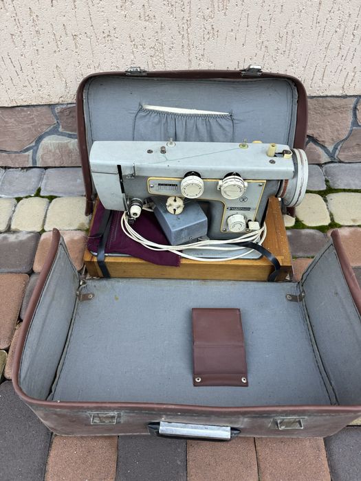 Швейна машинка Подольськ 142