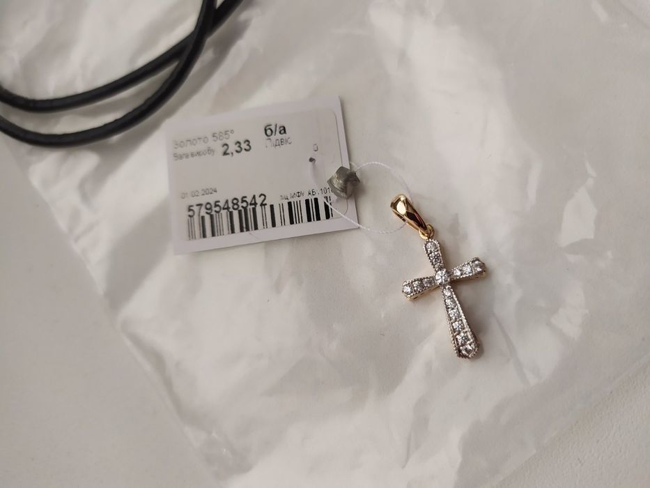 Золотий хрестик жіночий, шкіряний шнурок
