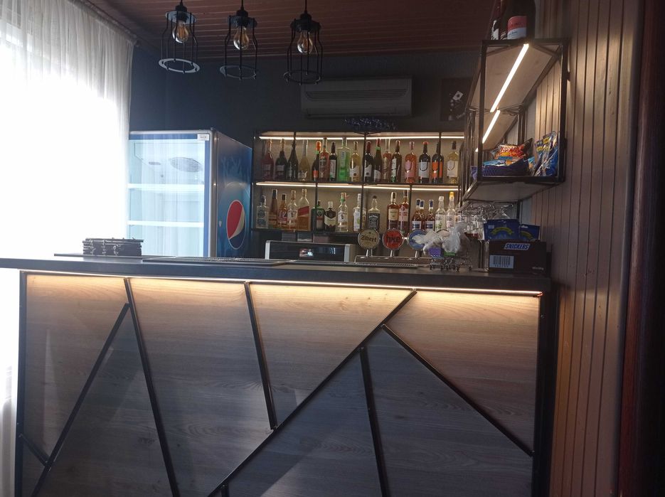 Сдается в аренду действующее кафе-бар "Золотой Гриль" (Лески)