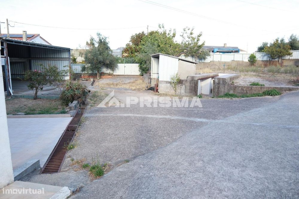 Moradia com espaço exterior para venda em Castelo Branco — Castelo Branco, Castelo Branco