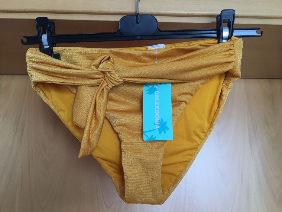Bikini cueca, amarela, Calzedonia tamanho S NOVA