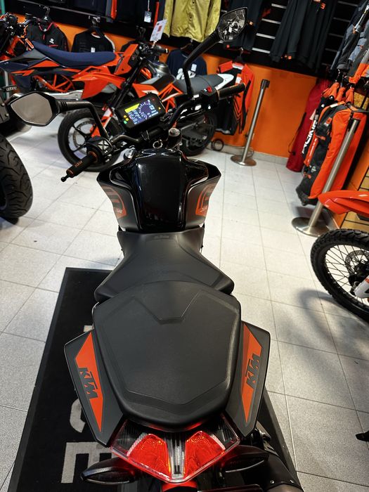 Ktm 125 duke 2021