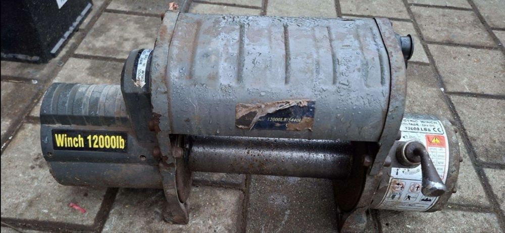 Лебідка 24 вольт. 12000 LBS