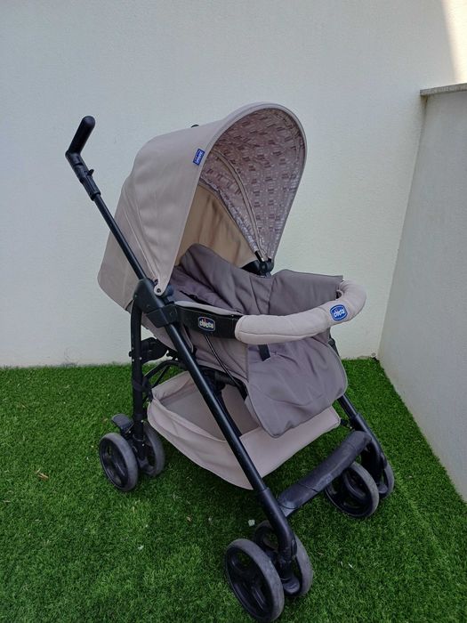 Carrinho de passeio446479323974881280