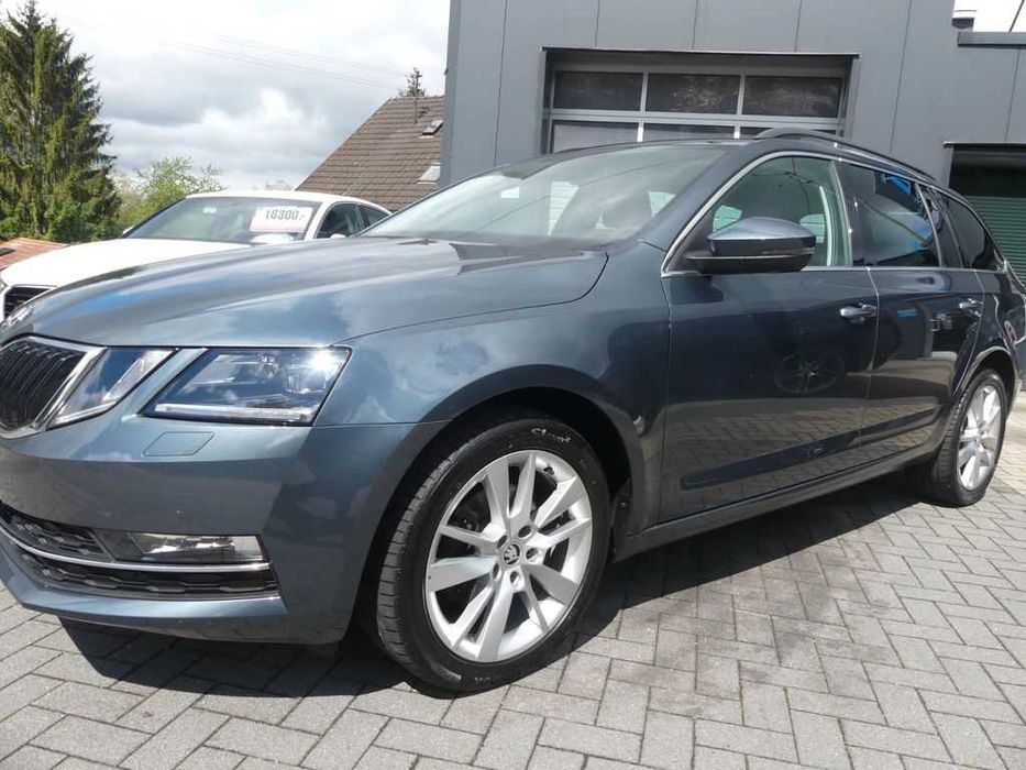 Бампер передній Skoda Octavia A7 разборка Шкода Октавія А7 запчастини