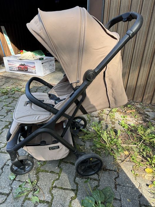 Spacerowka Future Design X-Ray SE  jak nowa , gwarqncja !!!