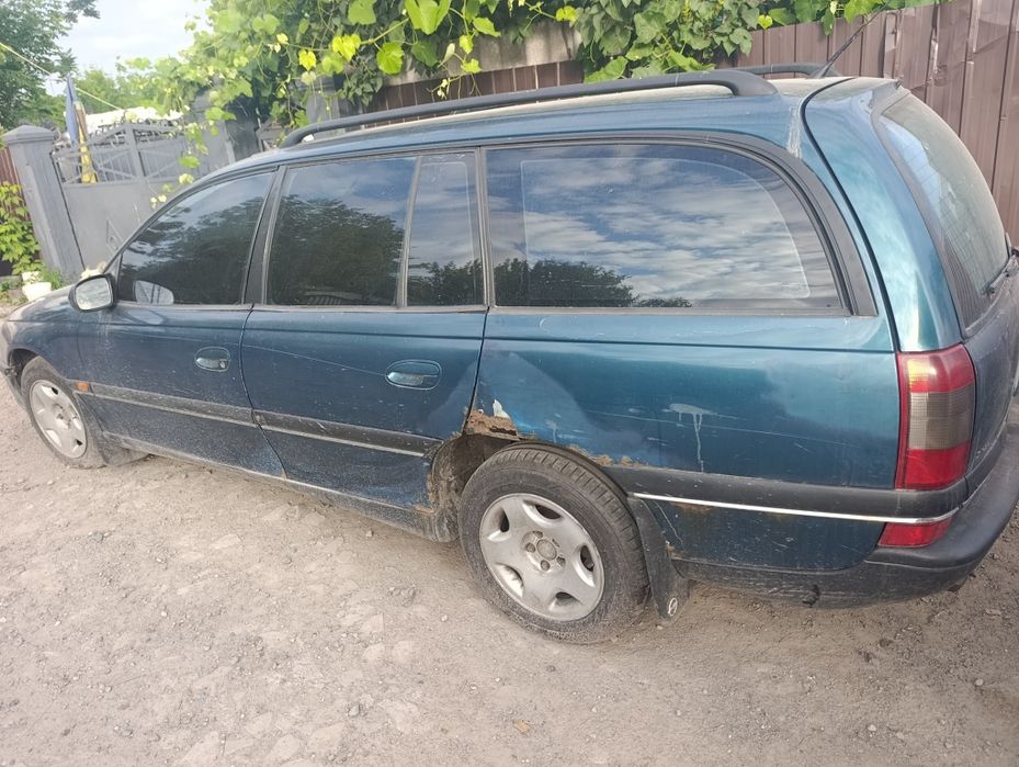 Продам opel omega 2 л бензин