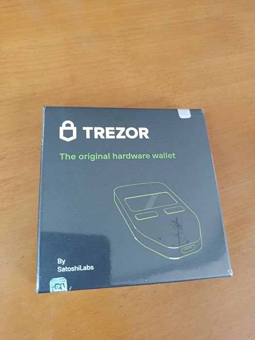TREZOR аппаратный криптовалютный кошелек
