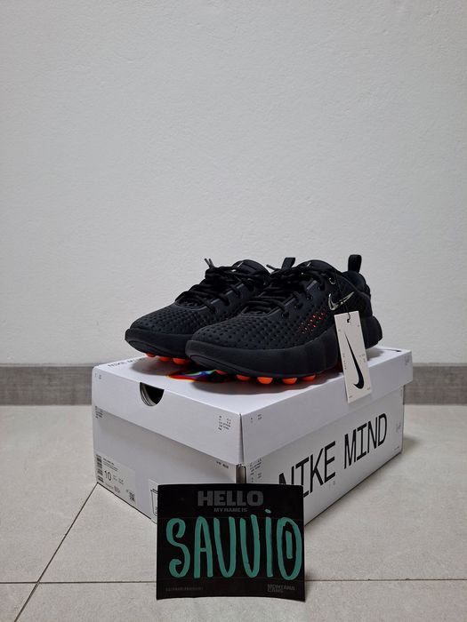 Buty pobudzające umysł - Nike Mind 002 "Black Hyper Crimson" r.44