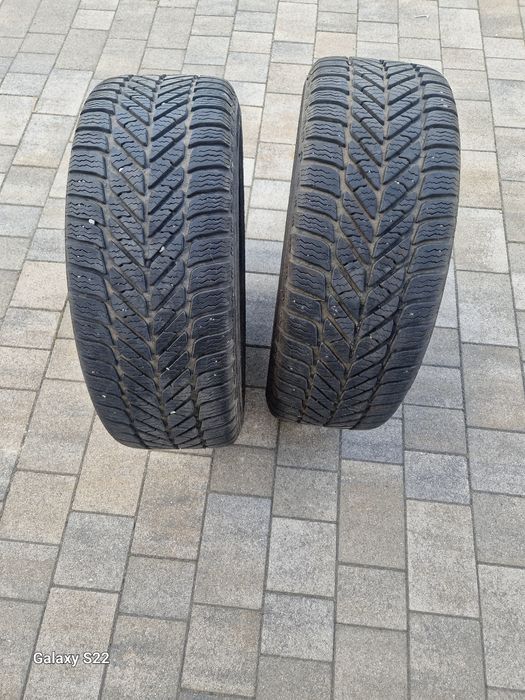 Koła do Renault z oponami zimowymi 205/55R16 2szt