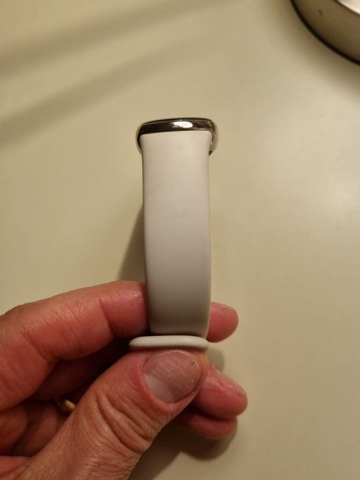 Mi Band 8 - Versao Dourada