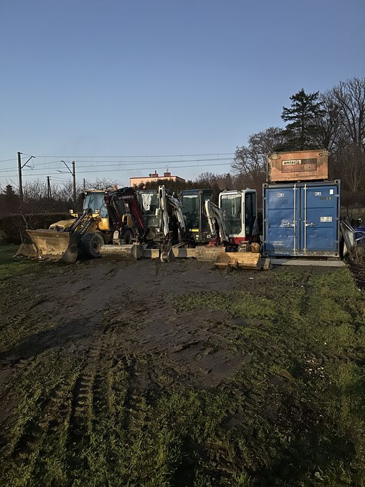 Minikoparki Ładowarki Przeciski typu Kret Korytowanie Rozbiórki TANIO