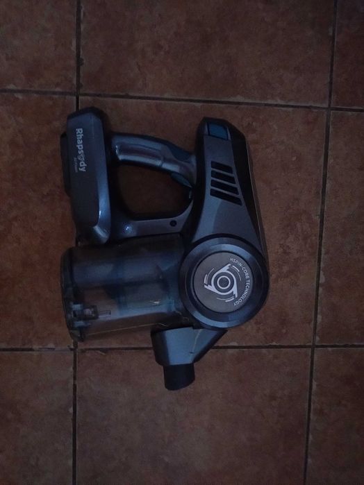 odkurzacz pionowy bezprzewodowy