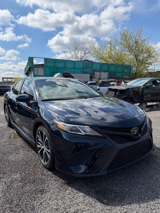 Капот Camry 70  2017 - 2024 колір 221 2.5 акпп Розборка