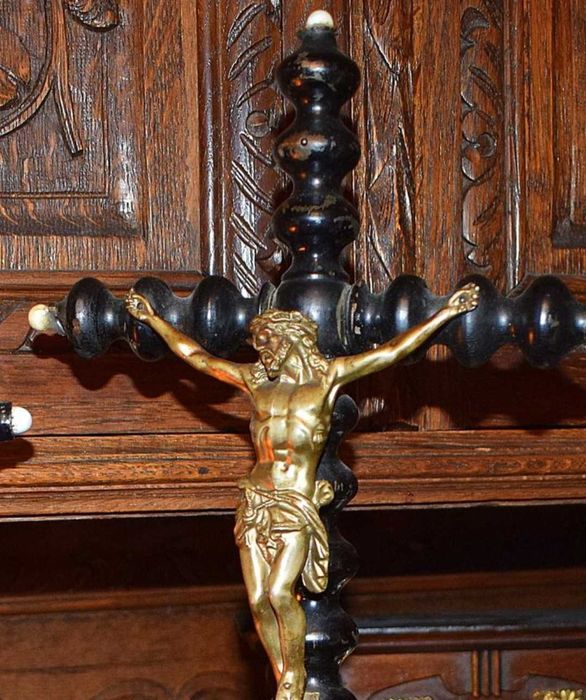 Crucifixos século XIX